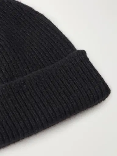 Johnstons of Elgin Ribbed Cashmere Beanie - Men | Thumbnail 4 Johnstons of Elgin Ribbed Cashmere Beanie - Men | Thumbnail 4