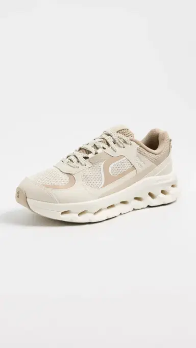 ON Cloudtilt Arc Sneakers | Thumbnail 2 ON Cloudtilt Arc Sneakers | Thumbnail 2