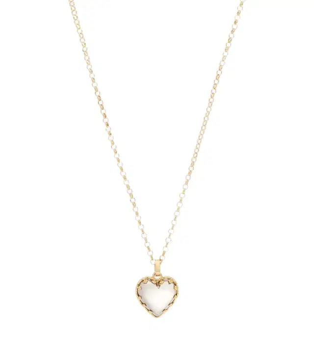 Heart pendant necklace Heart pendant necklace
