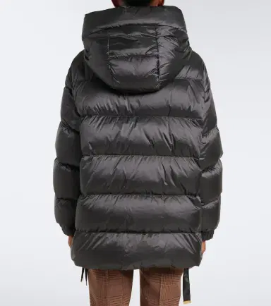 Max Mara Hooded down jacket | Thumbnail 5 Max Mara Hooded down jacket | Thumbnail 5