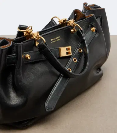 Balenciaga Fan Small leather top-handle bag | Thumbnail 4 Balenciaga Fan Small leather top-handle bag | Thumbnail 4