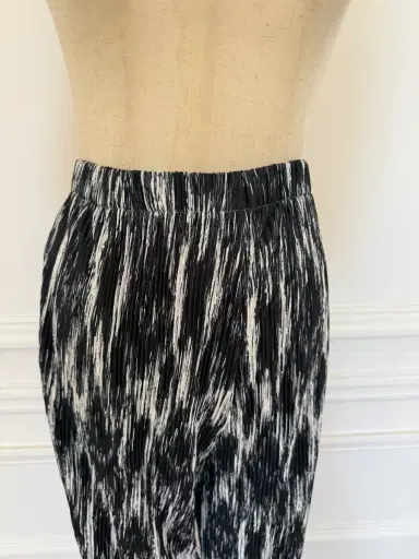 Jen Wonders Studio Plisse Pants | Thumbnail 2 Jen Wonders Studio Plisse Pants | Thumbnail 2