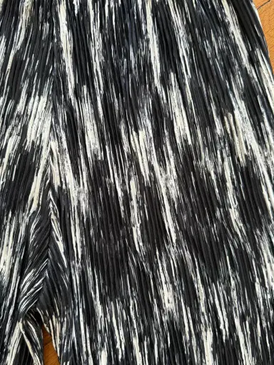 Jen Wonders Studio Plisse Pants | Thumbnail 3 Jen Wonders Studio Plisse Pants | Thumbnail 3