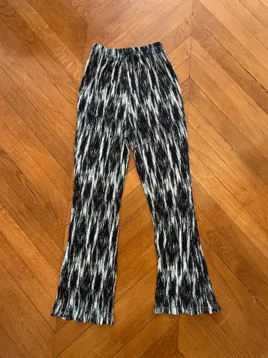 Jen Wonders Studio Plisse Pants | Thumbnail 1 Jen Wonders Studio Plisse Pants | Thumbnail 1