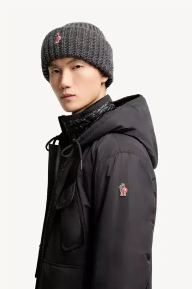 Moncler Grenoble Ober Short Padded Jacket | Thumbnail 4 Moncler Grenoble Ober Short Padded Jacket | Thumbnail 4