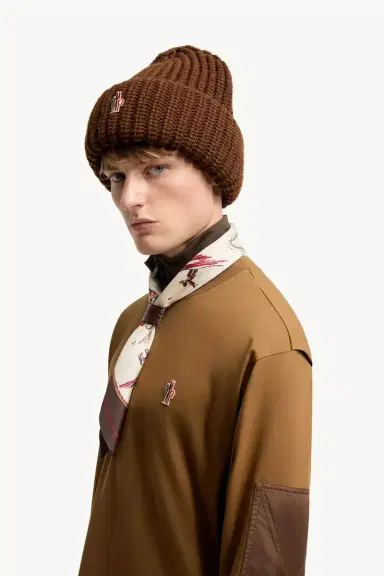 Moncler Grenoble Logo Cotton Long Sleeve T-shirt | Thumbnail 4 Moncler Grenoble Logo Cotton Long Sleeve T-shirt | Thumbnail 4