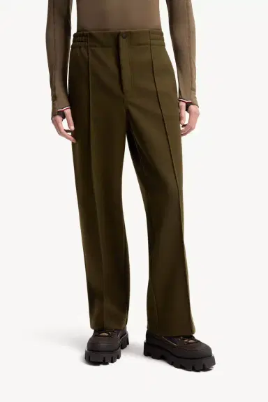 Moncler Grenoble Embossed Logo Sweatpants | Thumbnail 5 Moncler Grenoble Embossed Logo Sweatpants | Thumbnail 5