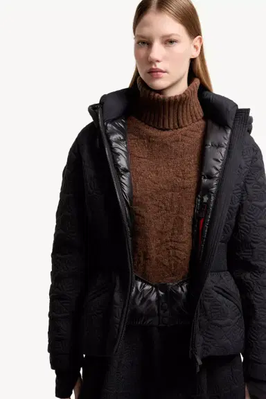 Moncler Grenoble Etaules Leaf Embroidered Hooded Short Down Jacket | Thumbnail 7 Moncler Grenoble Etaules Leaf Embroidered Hooded Short Down Jacket | Thumbnail 7