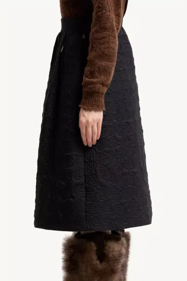 Moncler Grenoble Leaf-quilted Padded A-line Skirt | Thumbnail 4 Moncler Grenoble Leaf-quilted Padded A-line Skirt | Thumbnail 4