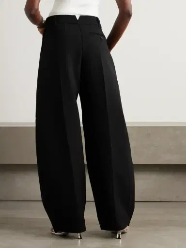 Jacquemus The Ovalo Pleated Crepe Pants | Thumbnail 3 Jacquemus The Ovalo Pleated Crepe Pants | Thumbnail 3