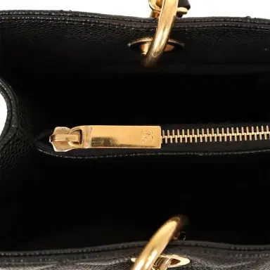 Chanel Pre-owned Chanel Grand Shopping Tote Black Caviar Gold Hardware | Thumbnail 7 Chanel Pre-owned Chanel Grand Shopping Tote Black Caviar Gold Hardware | Thumbnail 7