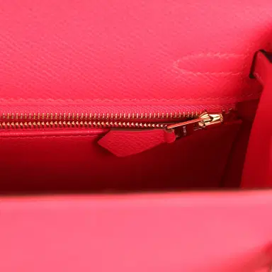 HERMÈS Pre-owned Hermes Kelly Sellier 25 Rose Extreme Epsom Gold Hardware | Thumbnail 9 HERMÈS Pre-owned Hermes Kelly Sellier 25 Rose Extreme Epsom Gold Hardware | Thumbnail 9