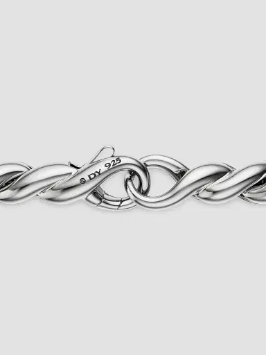 David Yurman Women's Sculpted Cable Chain Necklace in Sterling Silver, 5.7MM | Thumbnail 4 David Yurman Women's Sculpted Cable Chain Necklace in Sterling Silver, 5.7MM | Thumbnail 4