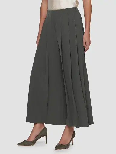 L'Agence Women's Novalynn Pleated Crop Pants | Thumbnail 5 L'Agence Women's Novalynn Pleated Crop Pants | Thumbnail 5