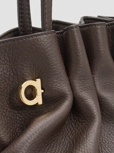 Ferragamo Women's Hug Leather Shoulder Bag | Thumbnail 6 Ferragamo Women's Hug Leather Shoulder Bag | Thumbnail 6