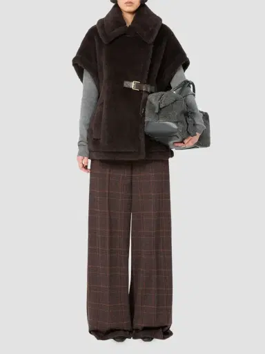 Max Mara Women's Cape in Alpaca and Wool Teddy Fabric | Thumbnail 2 Max Mara Women's Cape in Alpaca and Wool Teddy Fabric | Thumbnail 2