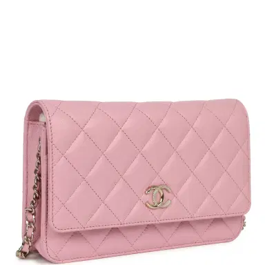 Chanel Chanel Classic Wallet On Chain WOC Pink Caviar Light Gold Hardware | Thumbnail 2 Chanel Chanel Classic Wallet On Chain WOC Pink Caviar Light Gold Hardware | Thumbnail 2