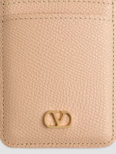 Valentino Women's Magnetic Cardholder in Grainy Calfskin | Thumbnail 4 Valentino Women's Magnetic Cardholder in Grainy Calfskin | Thumbnail 4