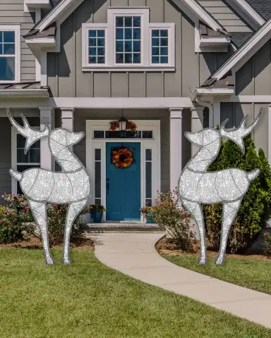 Barcana Medium 2D Deer with Clear White LED Lights | Thumbnail 1 Barcana Medium 2D Deer with Clear White LED Lights | Thumbnail 1