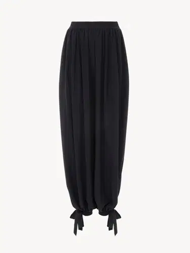 Chloé Fluid pleated pants in crêpe de chine | Thumbnail 1 Chloé Fluid pleated pants in crêpe de chine | Thumbnail 1