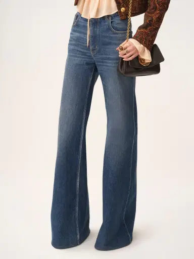 Chloé High-rise flare jeans in denim | Thumbnail 3 Chloé High-rise flare jeans in denim | Thumbnail 3
