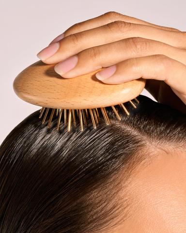 SNOW FOX Gua Sha Hair and Scalp Brush Love Heart Wooden Edition | Thumbnail 2 SNOW FOX Gua Sha Hair and Scalp Brush Love Heart Wooden Edition | Thumbnail 2