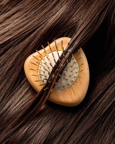 SNOW FOX Gua Sha Hair and Scalp Brush Love Heart Wooden Edition | Thumbnail 3 SNOW FOX Gua Sha Hair and Scalp Brush Love Heart Wooden Edition | Thumbnail 3